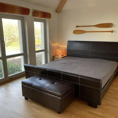 Luxury With Sauna 海利根达姆